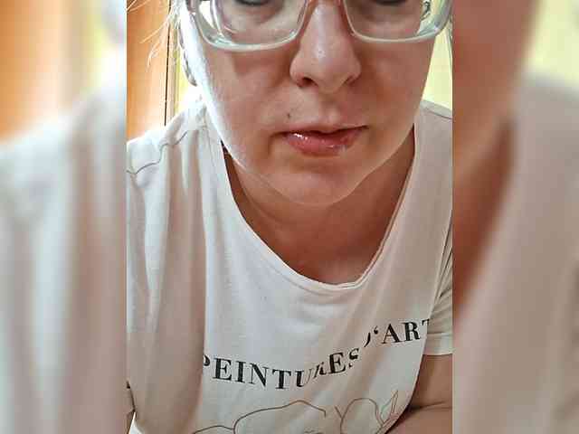 Vika211 webcam