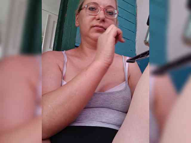 Vika211 webcam