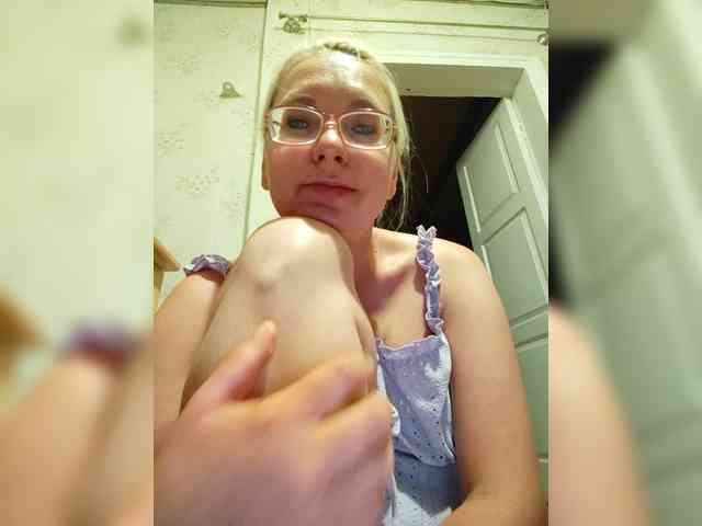 Vika211 webcam
