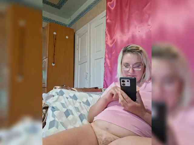 Vika211 webcam