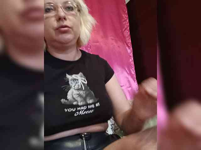 Vika211 webcam