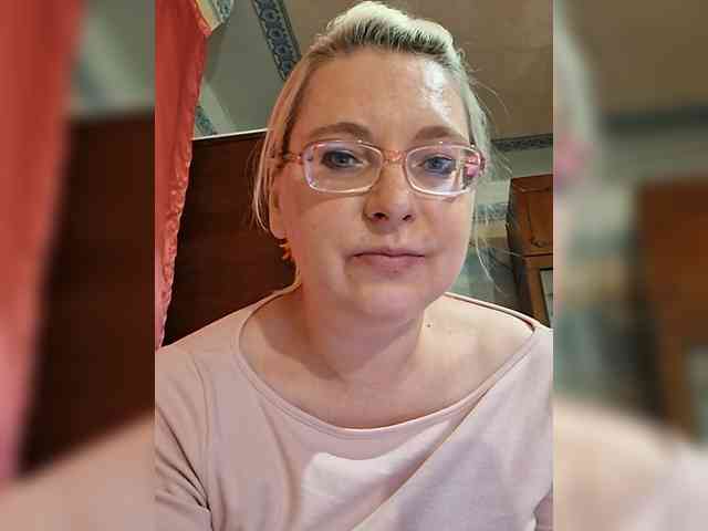 Vika211 webcam