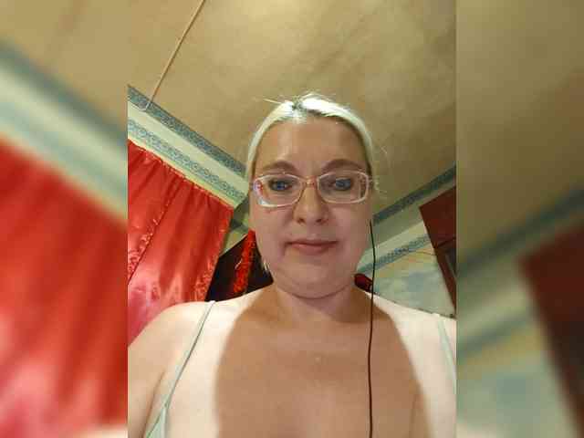 Vika211 webcam