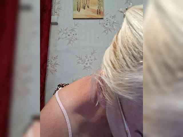 Vika211 webcam