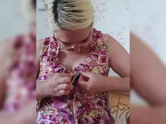 Vika211 webcam