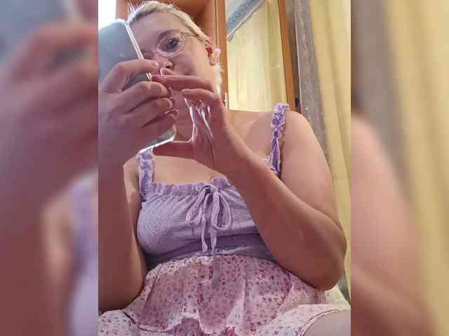 Vika211 webcam