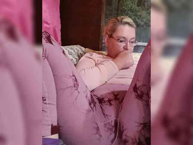 Vika211 webcam