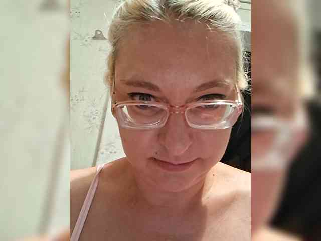 Vika211 webcam