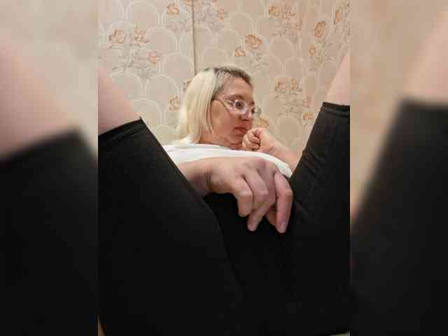 Vika211 webcam