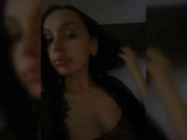 KrisDima2 Live Webcam on BongaCams