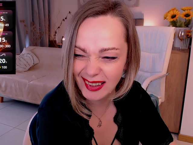 Tilly-Eliot live cam on BongaCams