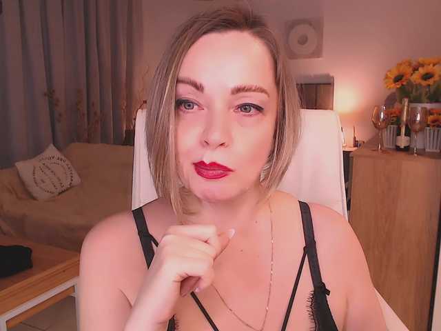 Tilly-Eliot live webcam show