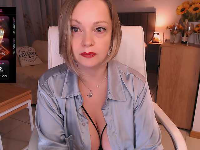 Tilly-Eliot live cam on BongaCams