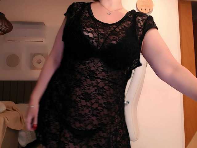 Tilly-Eliot's BongaCams show and profile