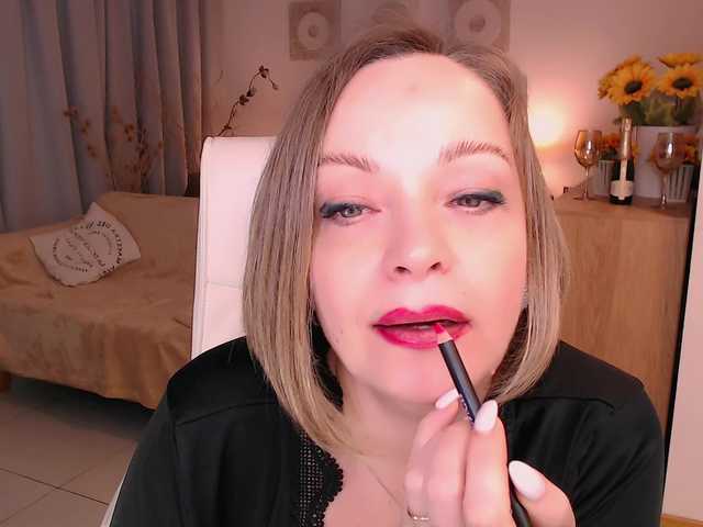 Tilly-Eliot live cam preview