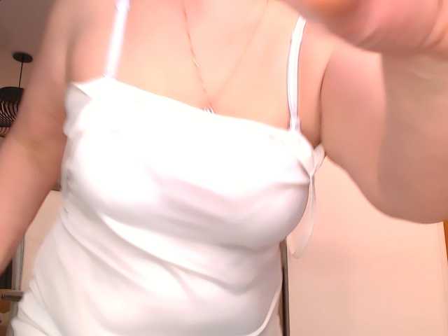 Tilly-Eliot live cam on BongaCams