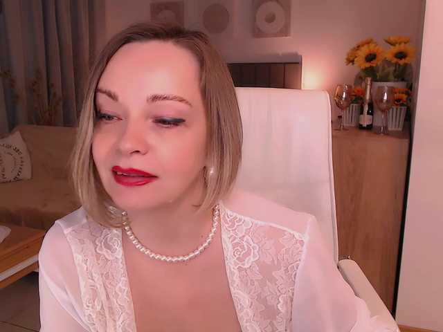 Tilly-Eliot live webcam show