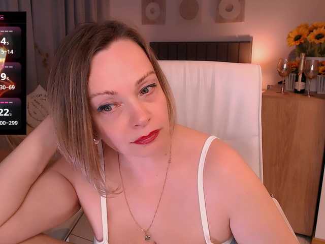 Tilly-Eliot live cam on BongaCams