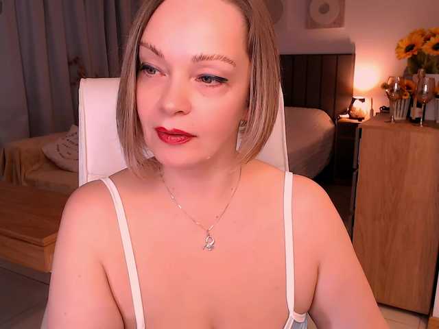 Tilly-Eliot live cam on BongaCams