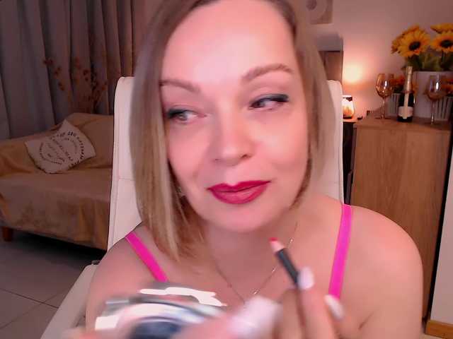 Tilly-Eliot live cam on BongaCams