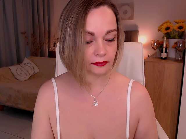 Tilly-Eliot live cam on BongaCams