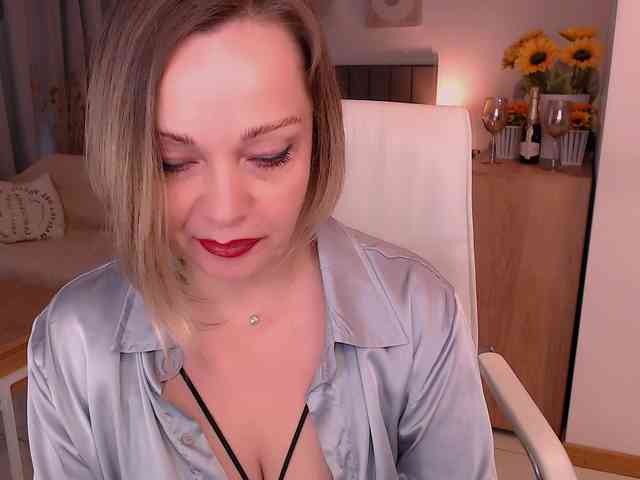 Tilly-Eliot webcam