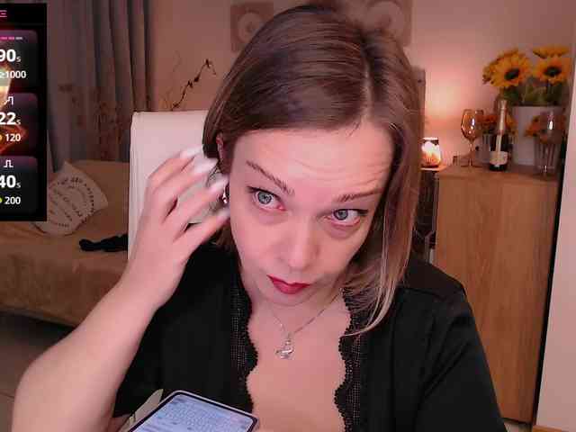 Tilly-Eliot webcam