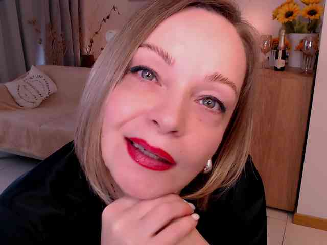 Tilly-Eliot webcam