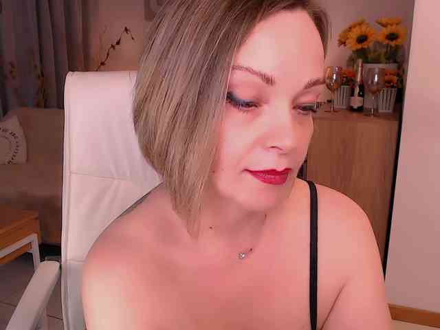 Tilly-Eliot webcam