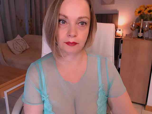 Tilly-Eliot webcam