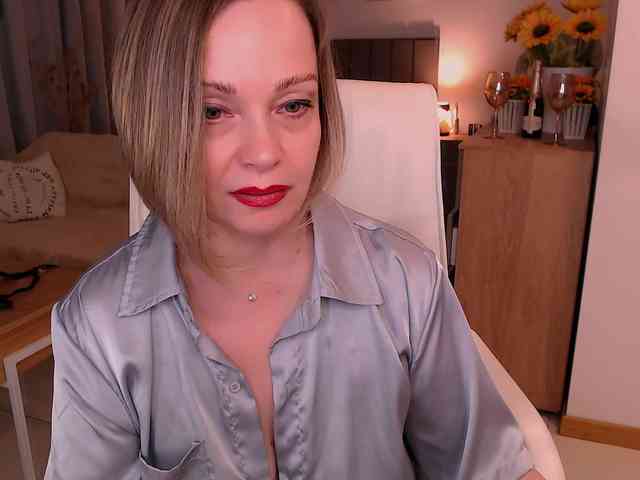 Tilly-Eliot webcam