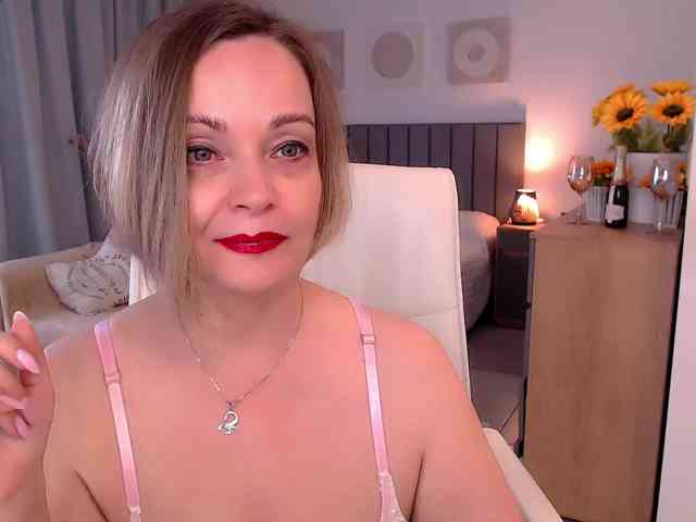 Tilly-Eliot webcam
