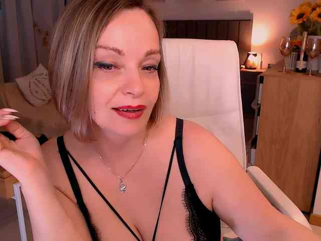 Tilly-Eliot webcam