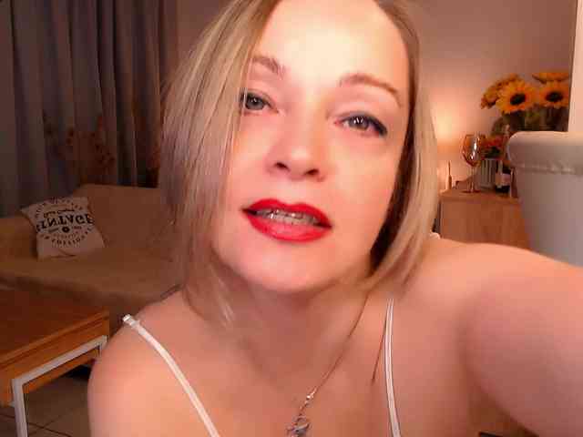 Tilly-Eliot webcam