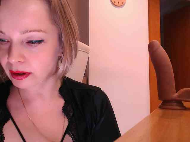Tilly-Eliot webcam