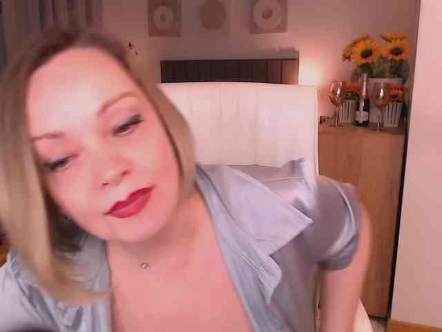 Tilly-Eliot webcam