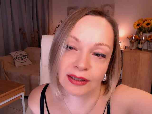 Tilly-Eliot webcam