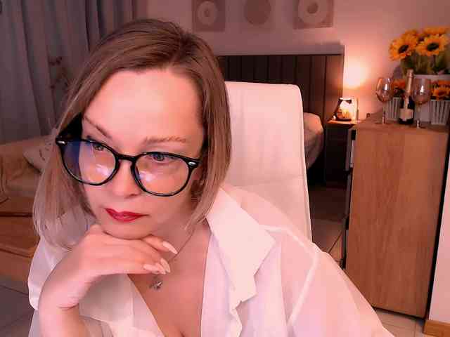 Tilly-Eliot webcam