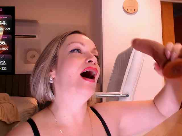 Tilly-Eliot webcam