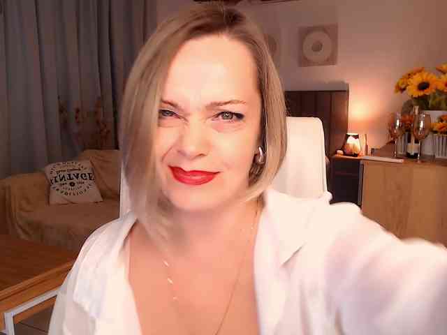 Tilly-Eliot webcam