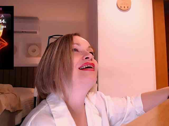 Tilly-Eliot webcam