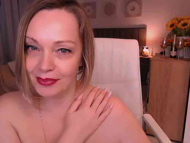 Tilly-Eliot webcam