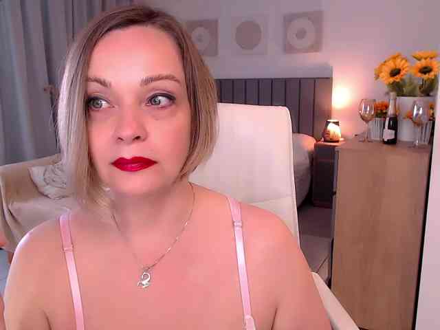 Tilly-Eliot webcam