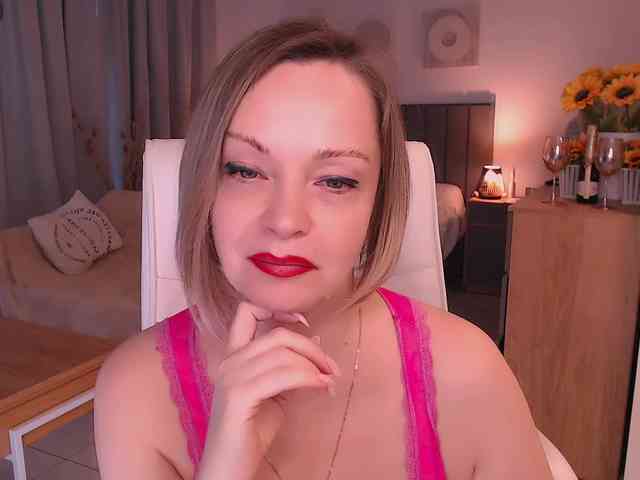 Tilly-Eliot webcam