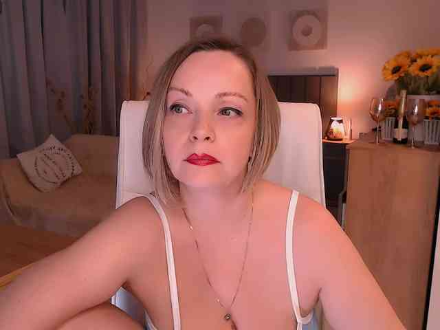 Tilly-Eliot webcam