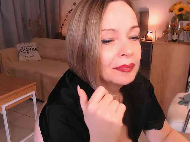 Tilly-Eliot webcam