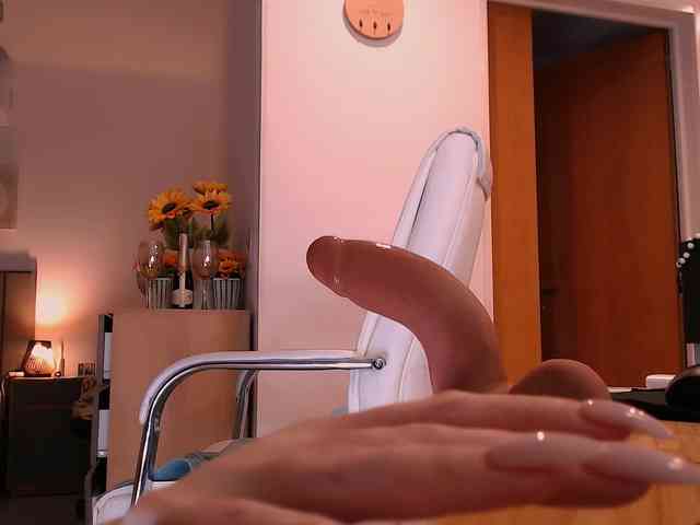 Tilly-Eliot webcam