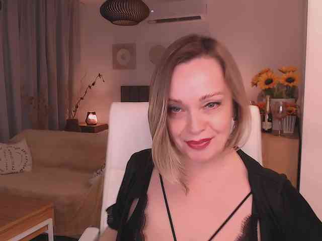 Tilly-Eliot webcam
