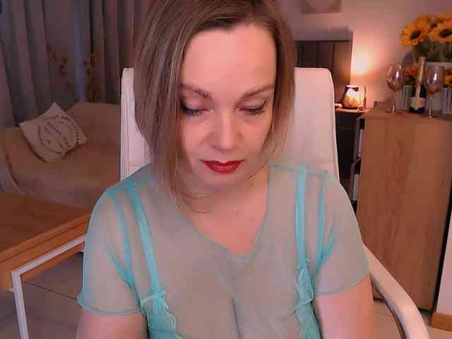 Tilly-Eliot webcam