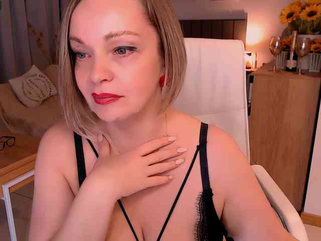 Tilly-Eliot webcam